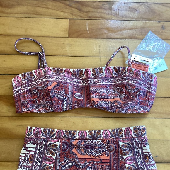 Tigerlily Pashmina Bikini - Picture 4 of 9